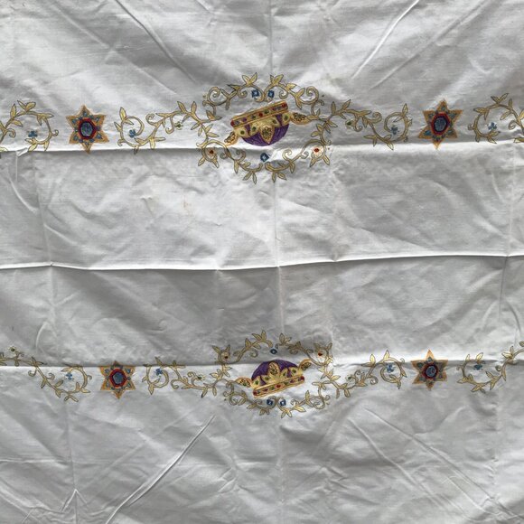 Chanukah By Jabara 100% Cotton Tablecloth With Embroidered Menorah & Crown Desig - Picture 11 of 16